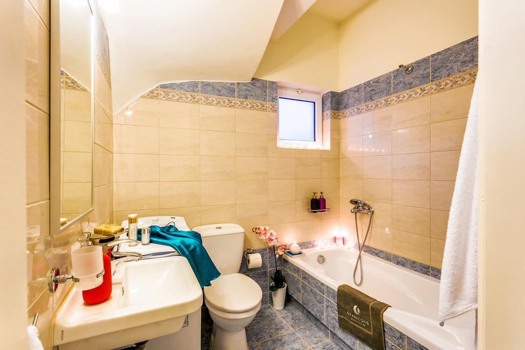 Cyan Icons Villas Kalyves Chania Szoba fotó