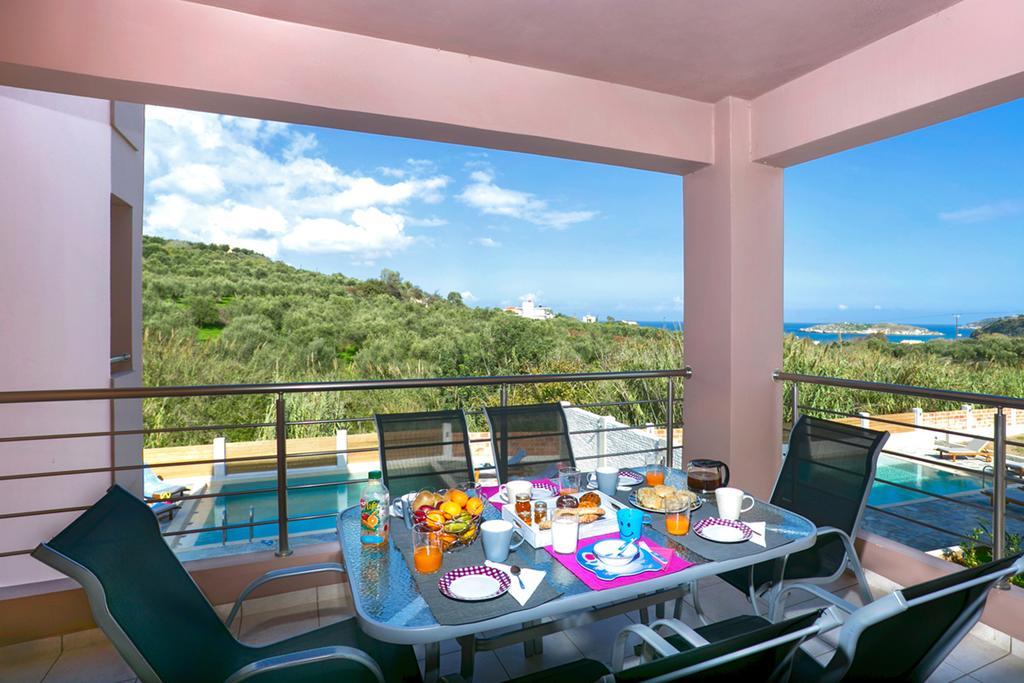 Cyan Icons Villas Kalyves Chania Szoba fotó